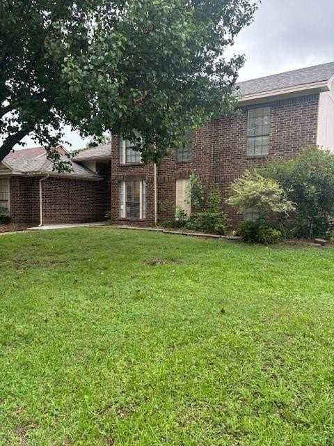 7916 Rice Dr - Photo 2 of 14