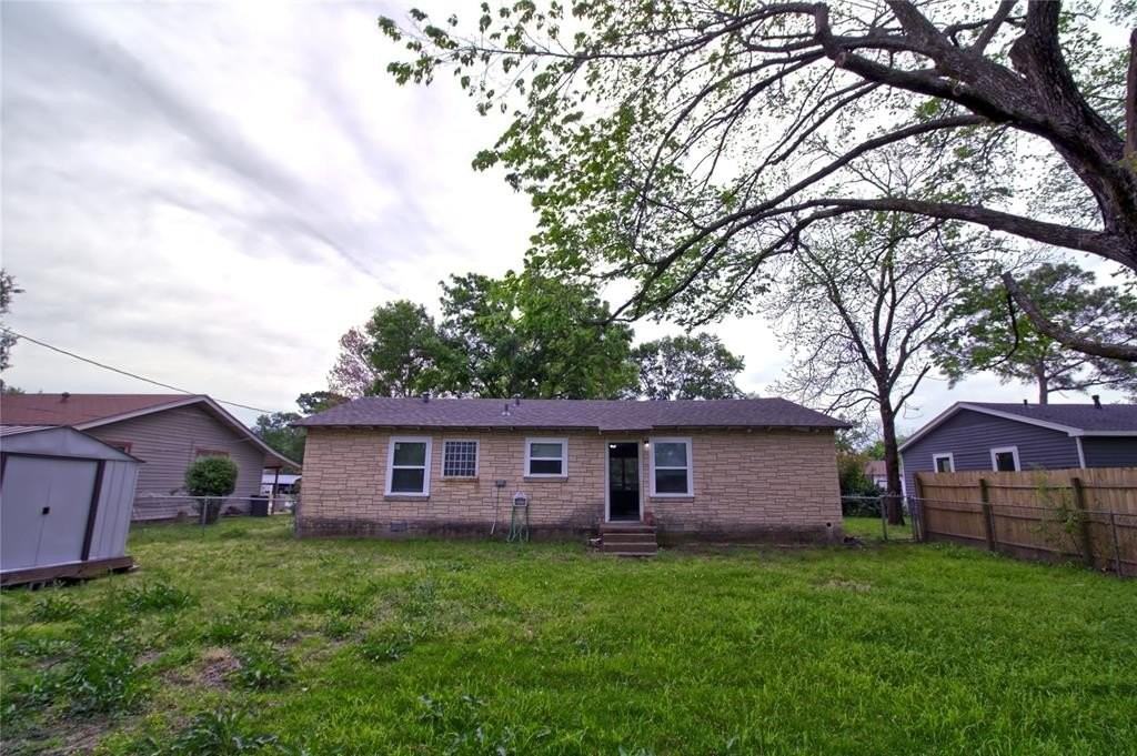 115 Charles Ln - Photo 5 of 21