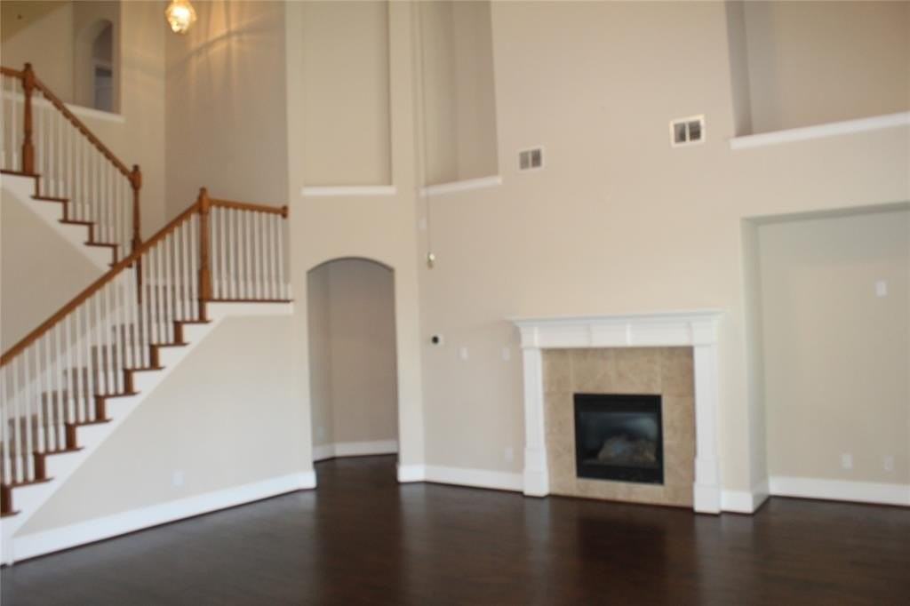 3605 Leanne Dr - Photo 2 of 32