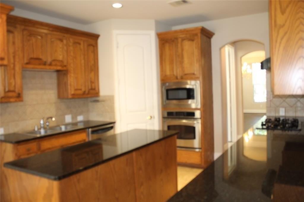 3605 Leanne Dr - Photo 3 of 32