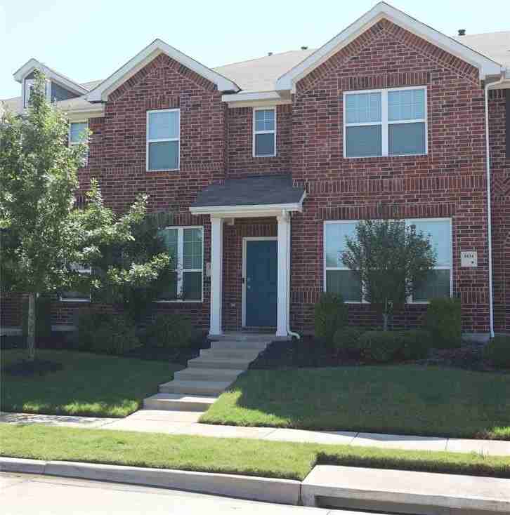 1836 Indigo Ln - Photo 2 of 40
