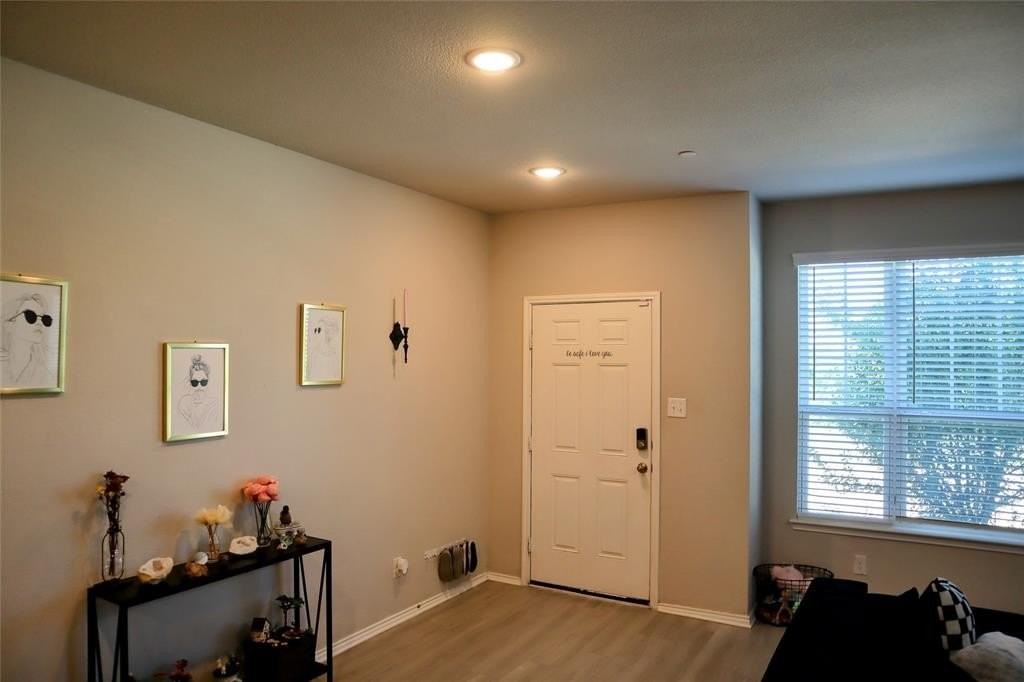 1836 Indigo Ln - Photo 3 of 40