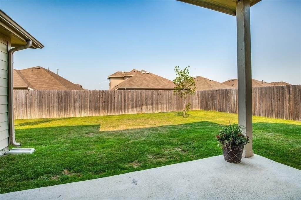 14845 Gilley Ln - Photo 5 of 35