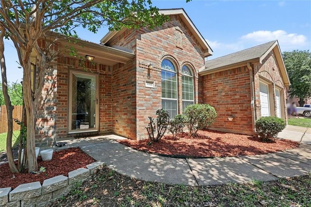 2313 Becard Dr - Photo 4 of 20