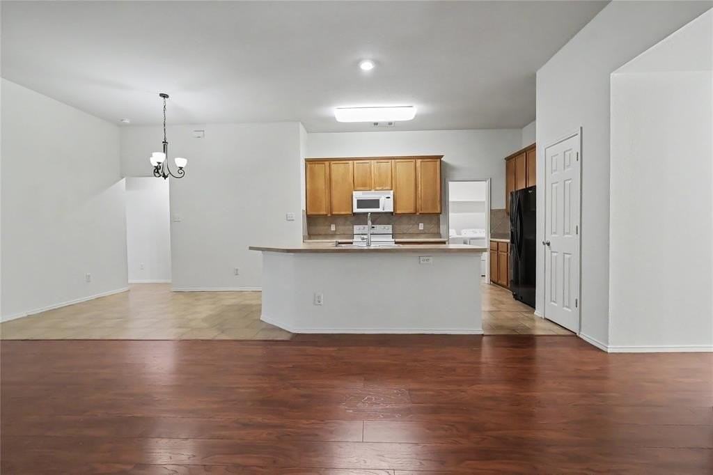 2313 Becard Dr - Photo 6 of 20