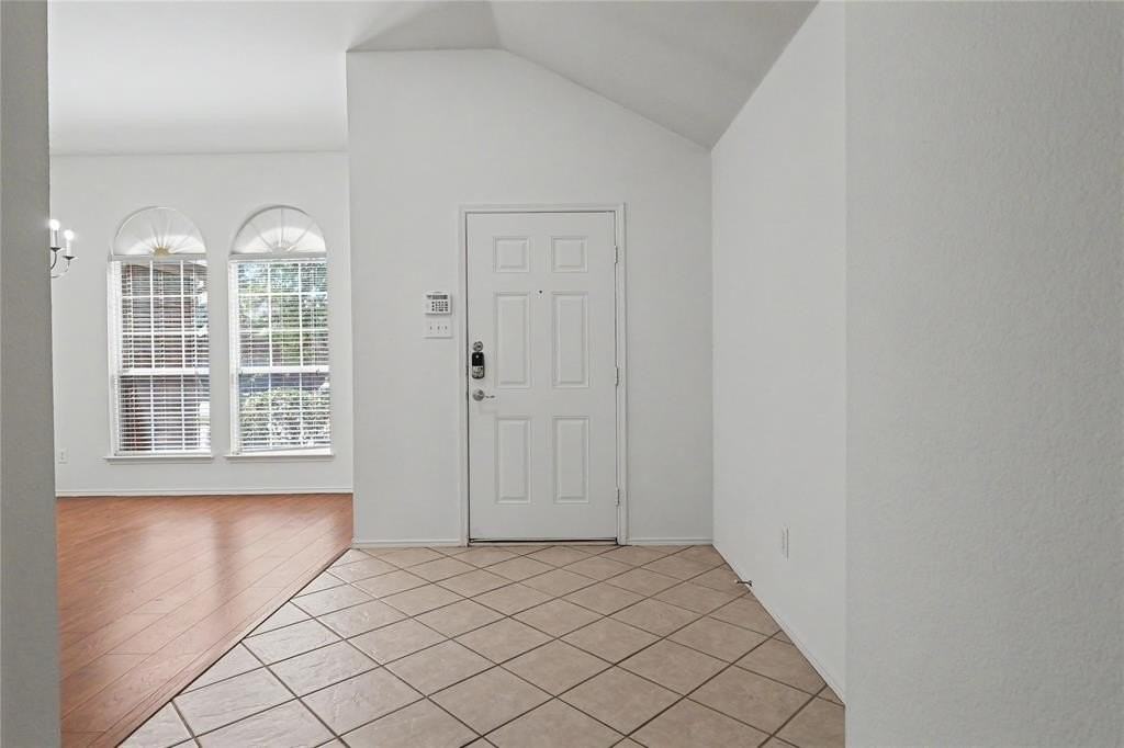 2313 Becard Dr - Photo 7 of 20