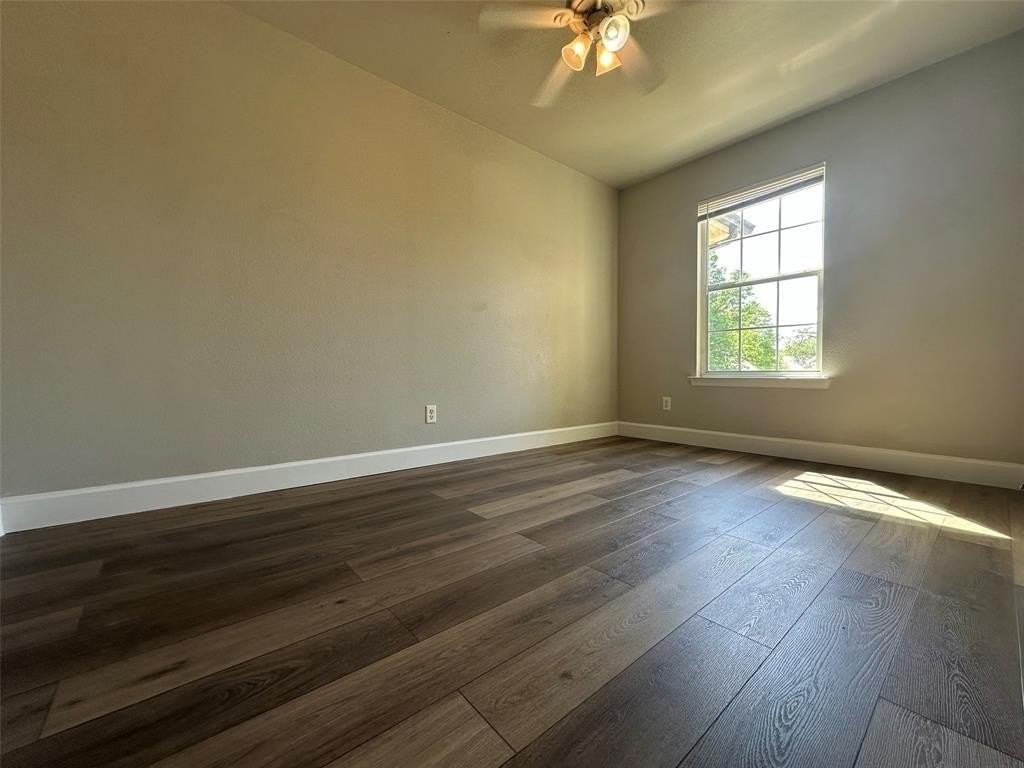 615 N Cleveland Ave #617 - Photo 4 of 22