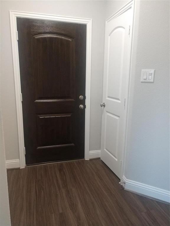 1419 Warringwood Dr - Photo 2 of 17