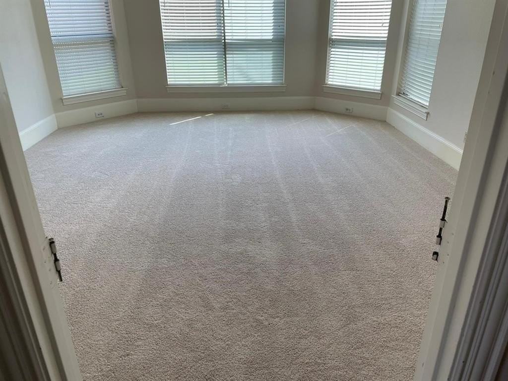4419 Donegal Dr - Photo 6 of 14