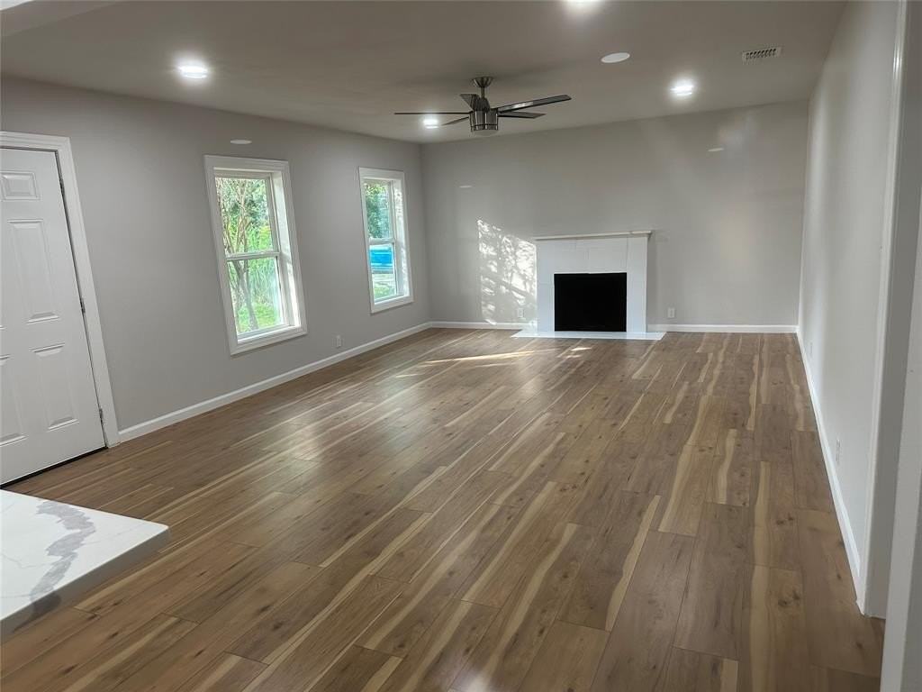 1008 Commerce Dr - Photo 3 of 23