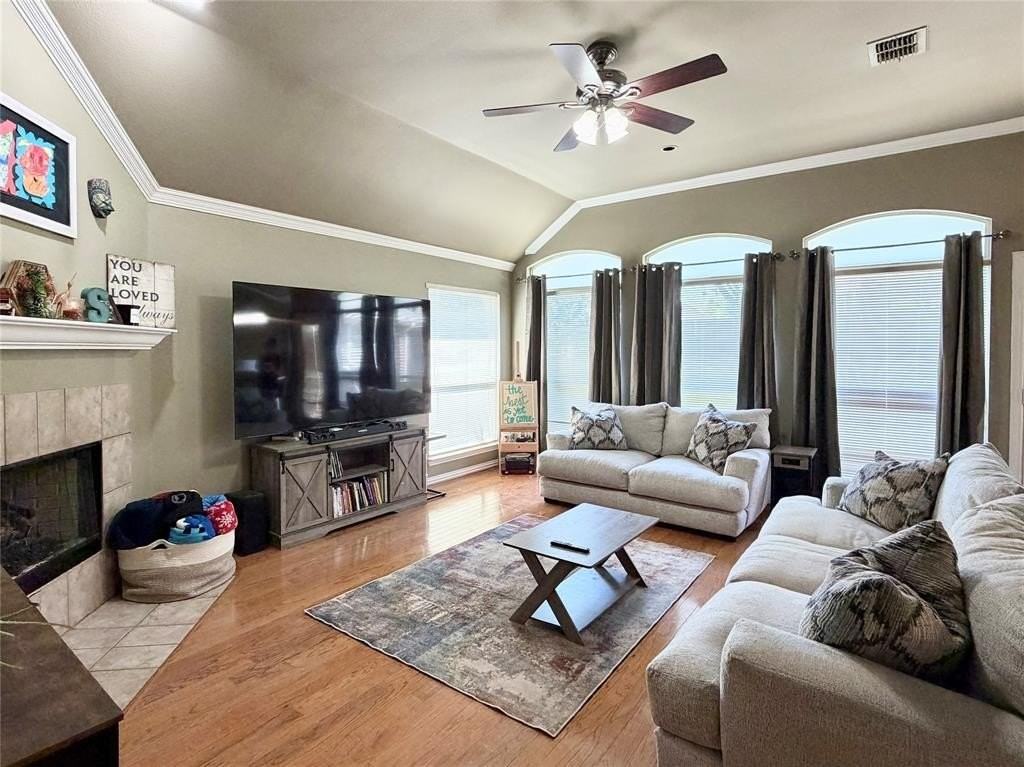 1817 Arrow Wood Dr - Photo 3 of 16