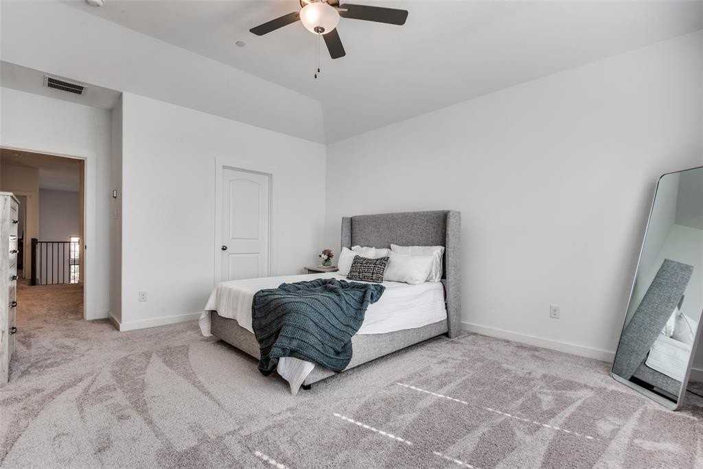 7261 Sprangletop St - Photo 5 of 24