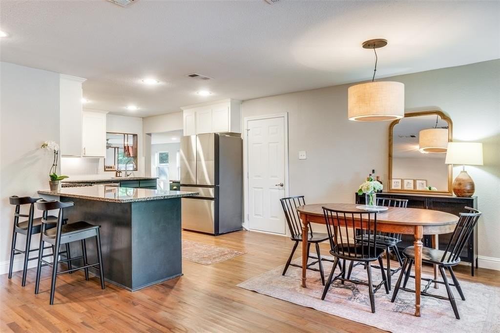 10226 Eastwood Dr - Photo 6 of 25