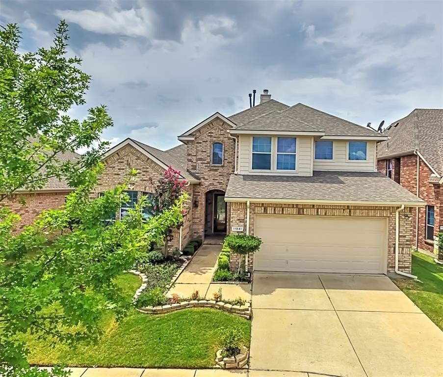 11841 Eden Ln - Photo 2 of 31
