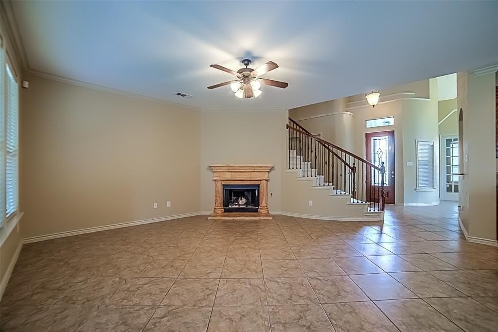 11841 Eden Ln - Photo 7 of 31
