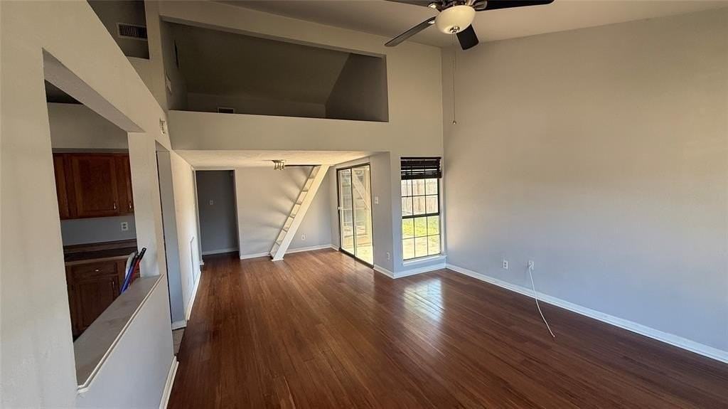441 S Highland Dr - Photo 4 of 25