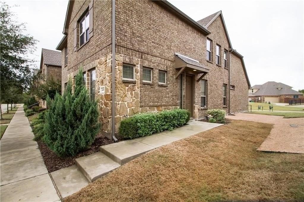 4408 Blackjack Oak Dr - Photo 2 of 21
