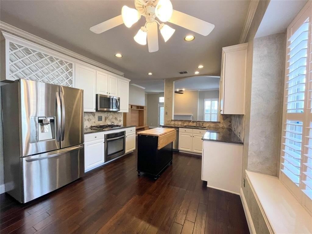 2709 Buck Hill Dr - Photo 5 of 28