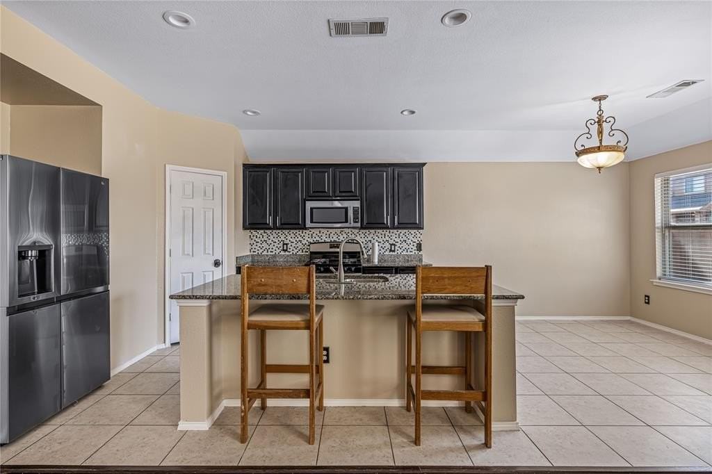 1712 Rosson Rd - Photo 6 of 37