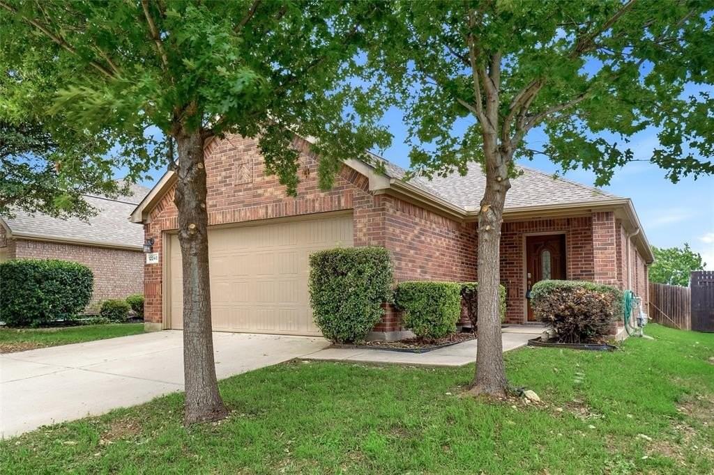 12245 Walden Wood Dr