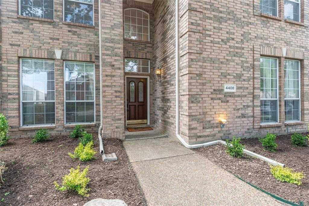 4408 Cedar Valley Dr - Photo 4 of 40