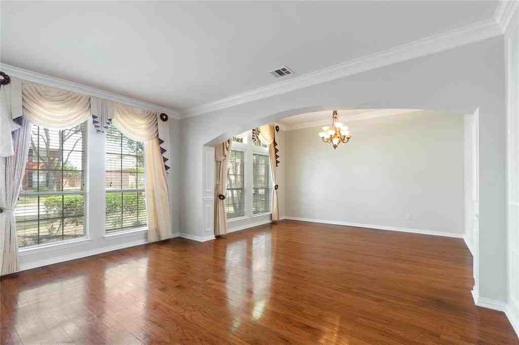 4408 Cedar Valley Dr - Photo 7 of 40