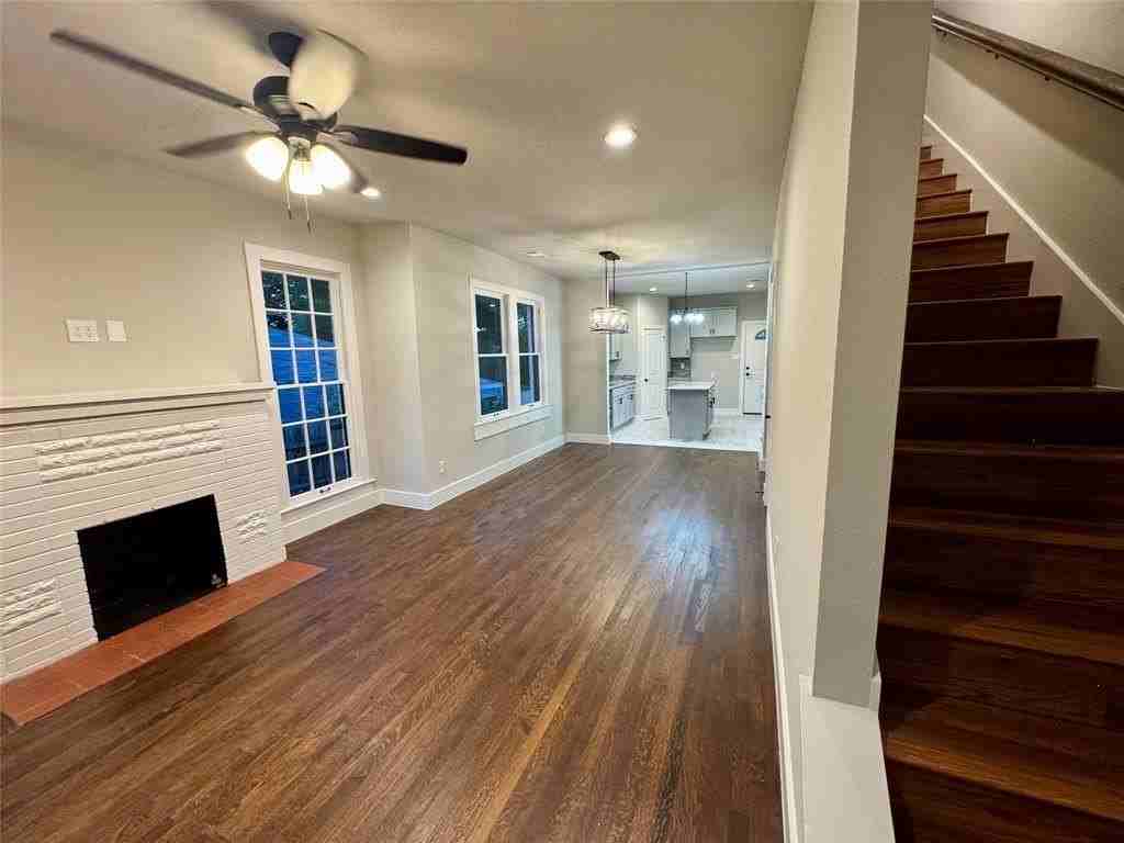 1810 Ramsey Ave - Photo 3 of 17