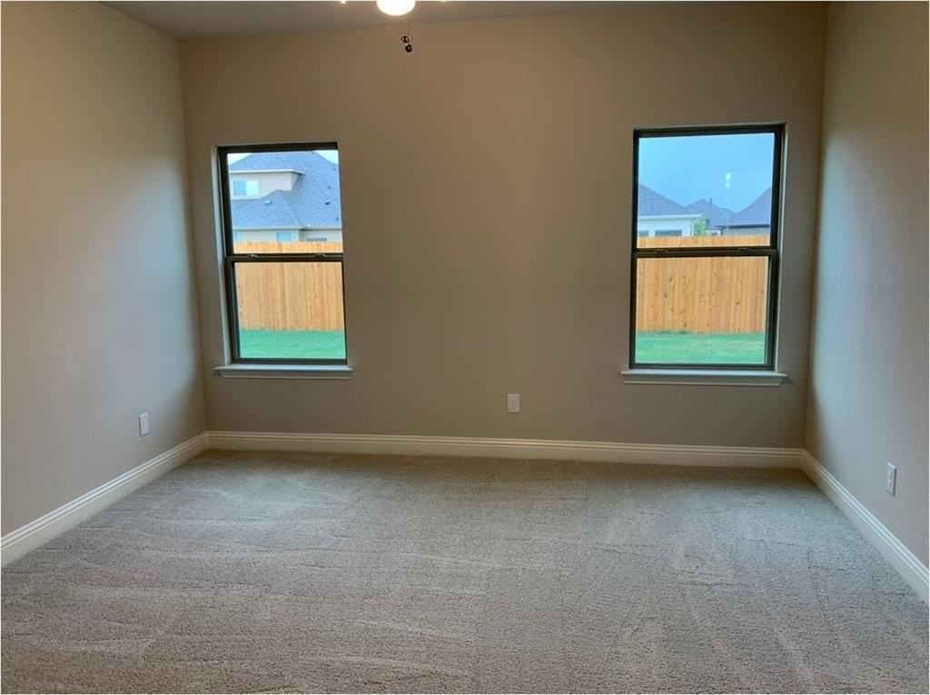 7803 Cottonwood Dr - Photo 5 of 30