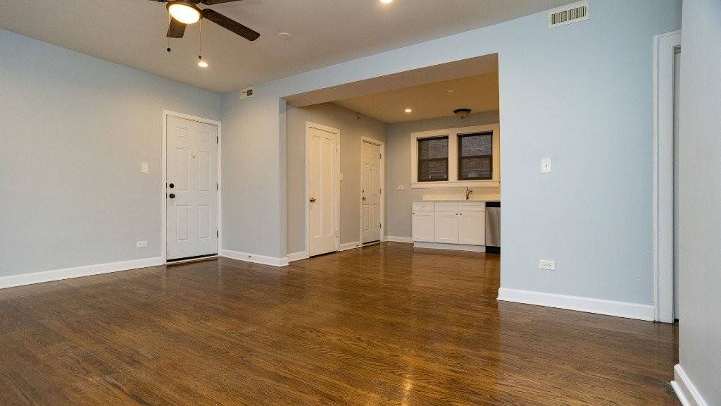 3320 N Leclaire Ave #2N - Photo 2 of 7