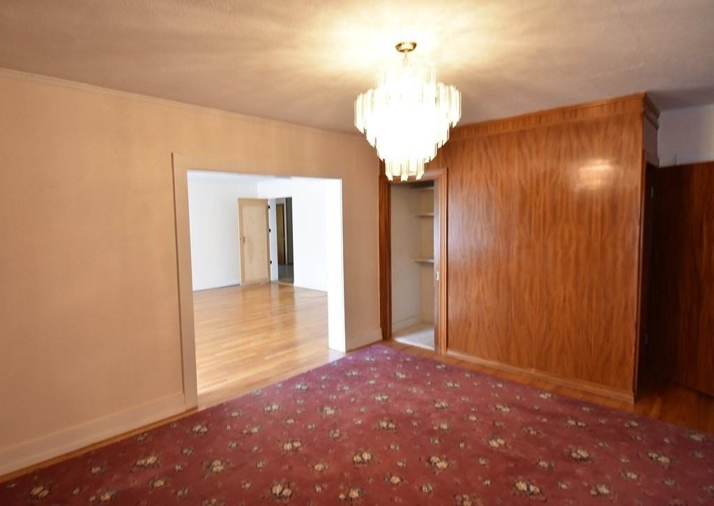 207 E Stockton St - Photo 4 of 15