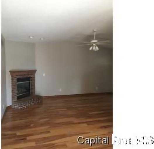 613 Oakbrook Ave - Photo 2 of 8