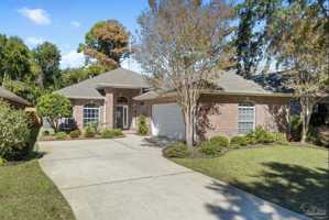 featured image of 4062 Oak Pointe Dr
