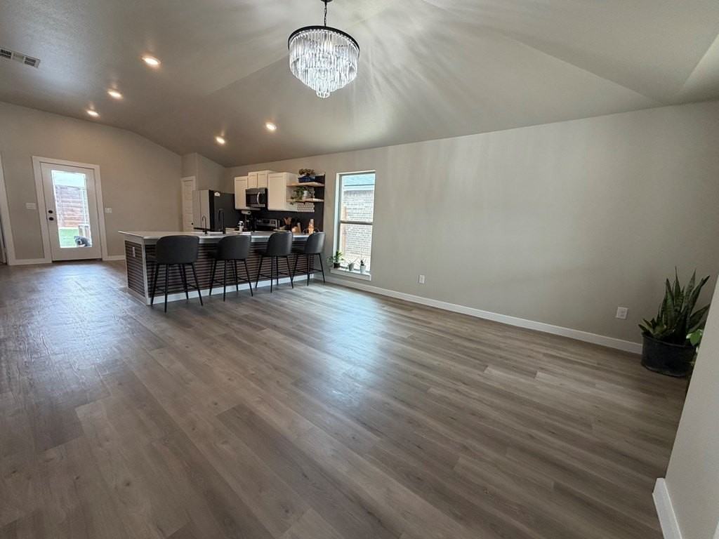 6105 Poppy Dr - Photo 2 of 30