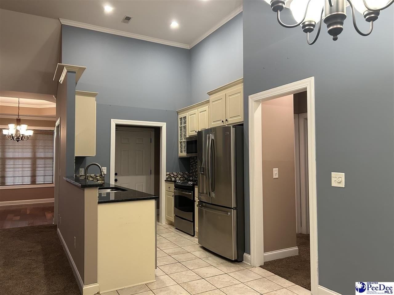 422 Sterling Dr - Photo 6 of 16