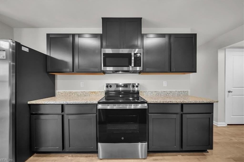 301 Starkey Pl - Photo 6 of 50