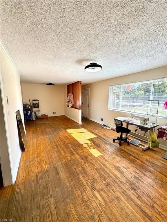 4834 W Norfolk Rd - Photo 3 of 17