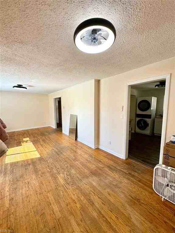 4834 W Norfolk Rd - Photo 4 of 17