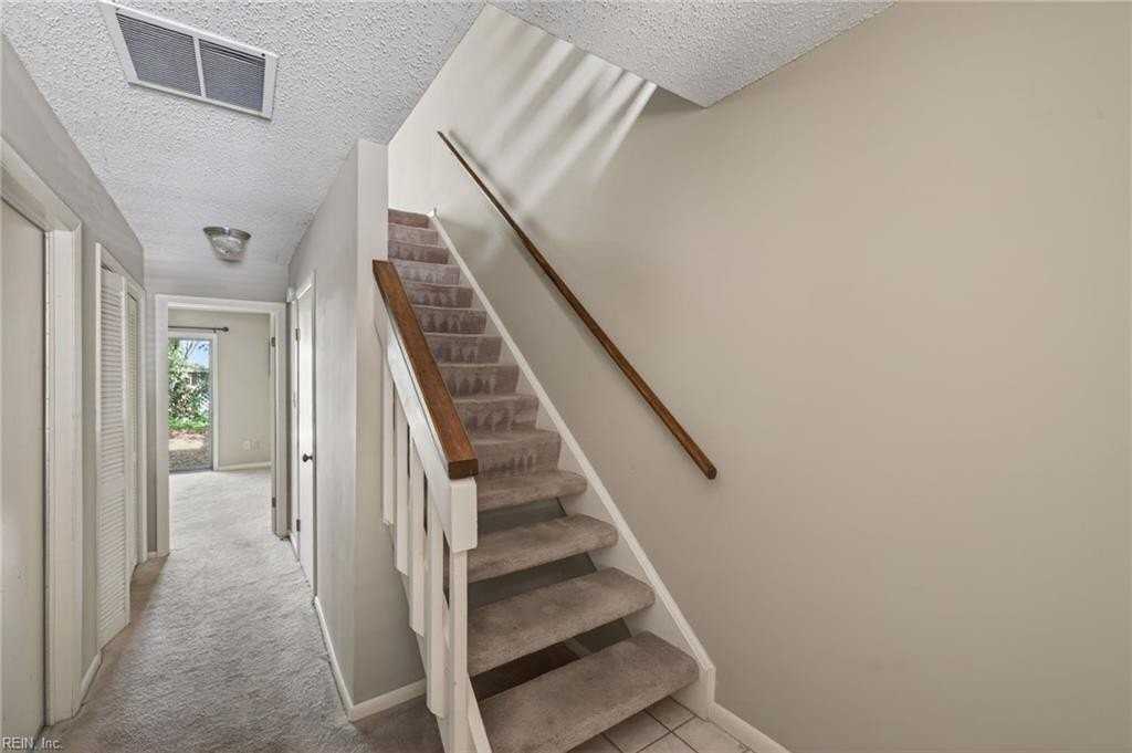3920 Whooping Crane Cir - Photo 4 of 28
