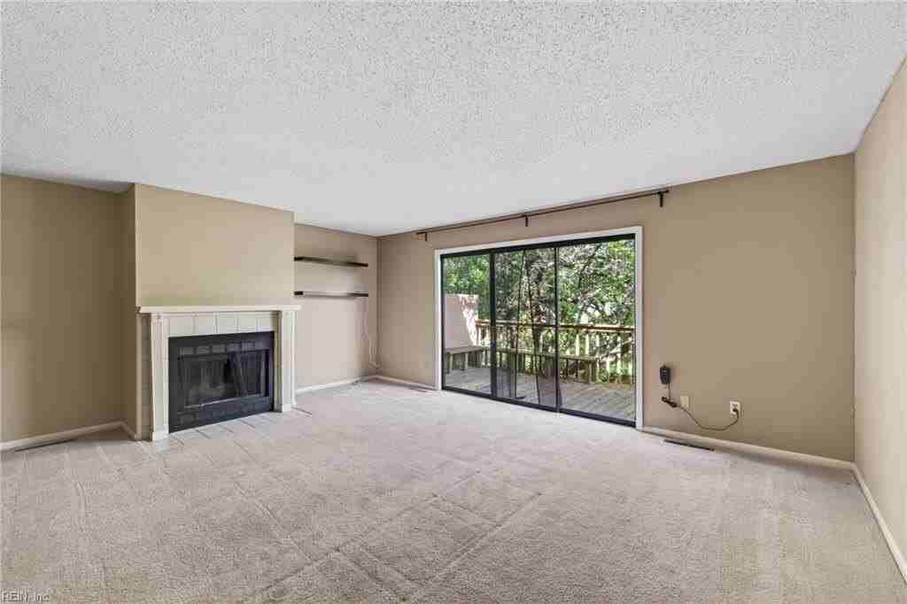 3920 Whooping Crane Cir - Photo 6 of 28
