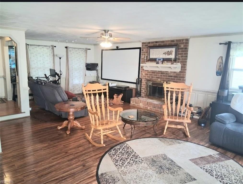 315 Rio Dr - Photo 3 of 10