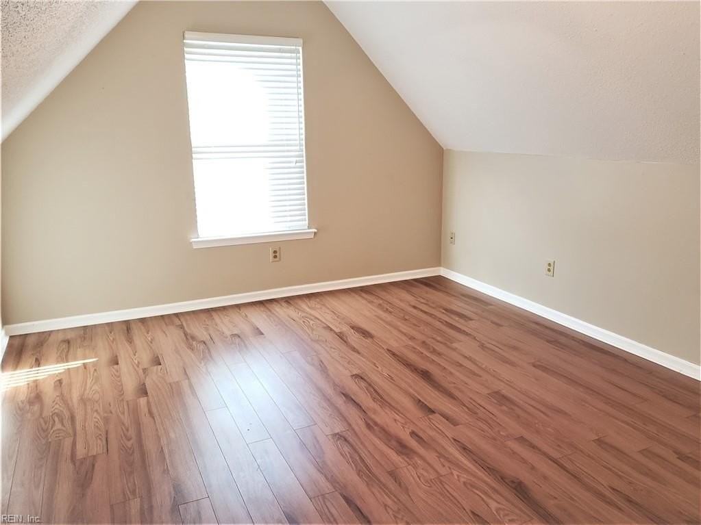 1317 Fernham Ln - Photo 7 of 23
