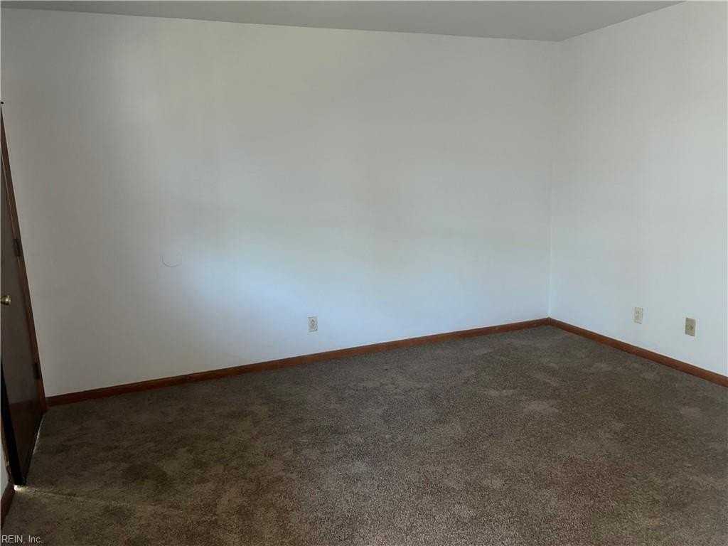237 W Ocean View Ave #19 - Photo 2 of 6