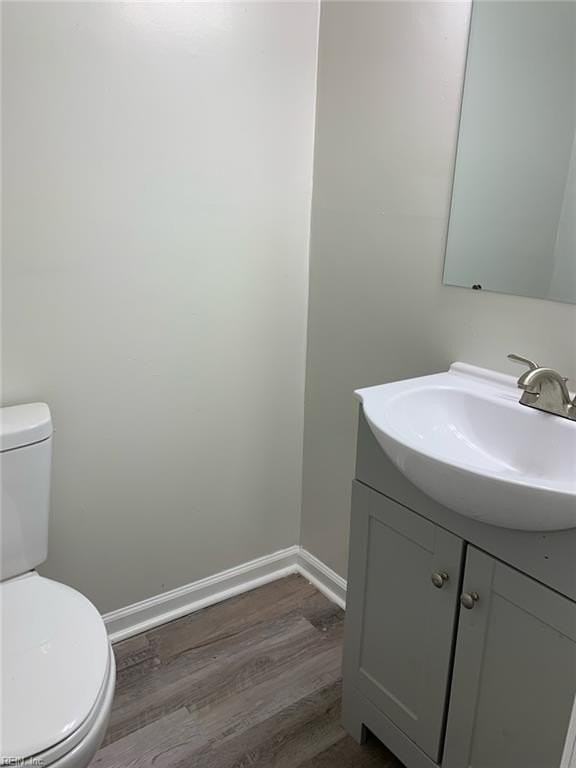 558 1st Ave - Photo 5 of 18