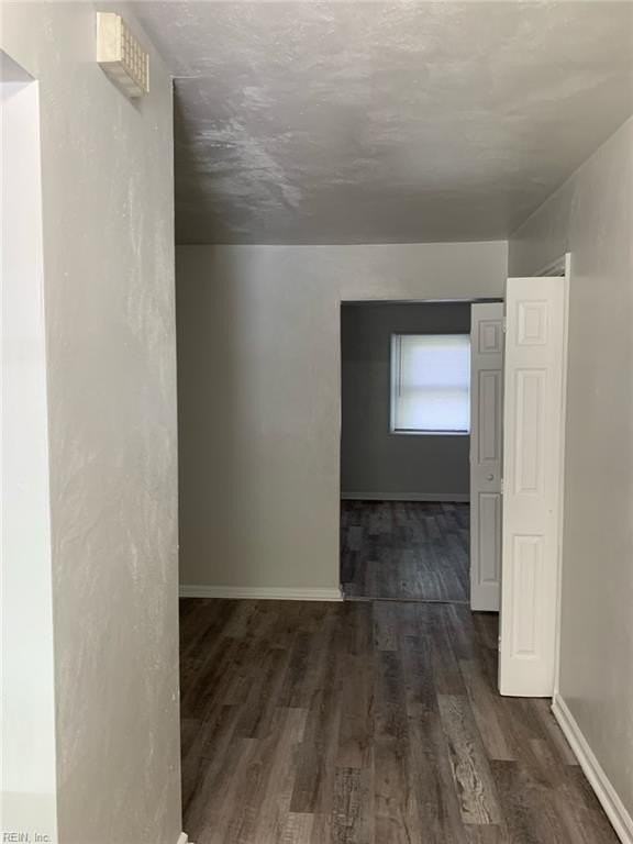 558 1st Ave - Photo 6 of 18