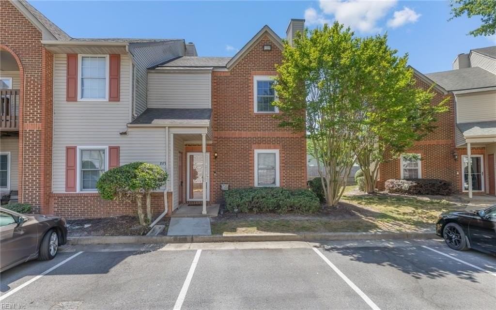 889 Gas Light Ln - Photo 2 of 42