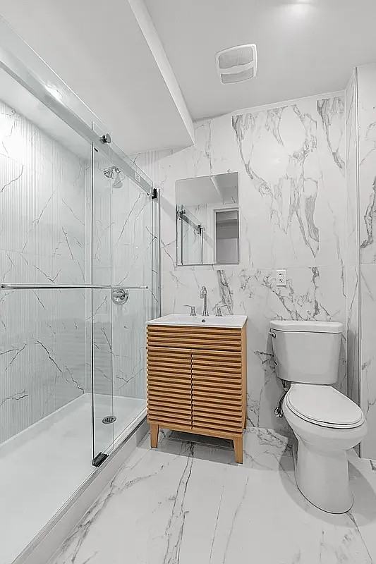 255 W 36th St #2A - Photo 5 of 8