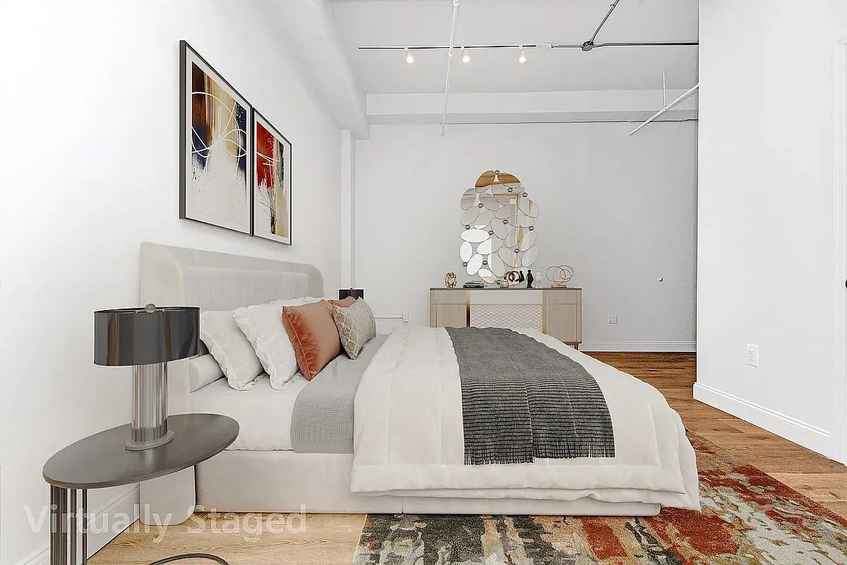 255 W 36th St #2A - Photo 7 of 8