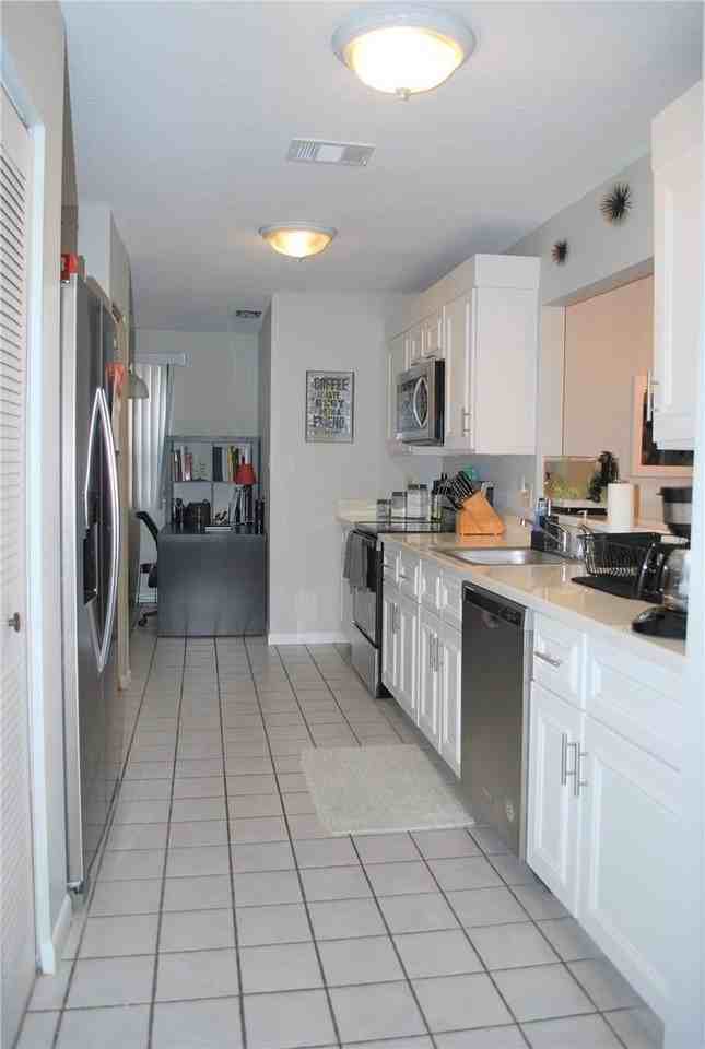 9867 Nw 1st Ct - Photo 3 of 23