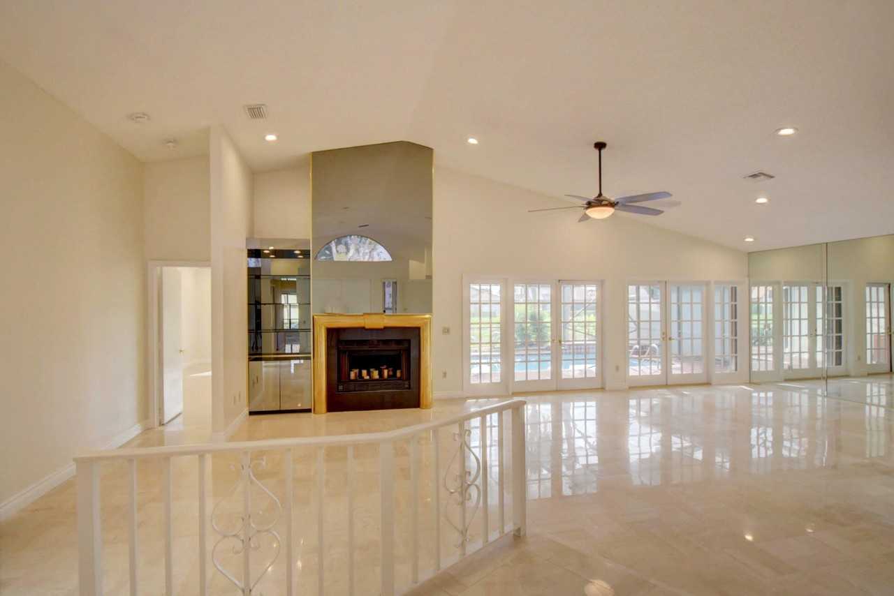 22595 Esplanada Cir W - Photo 7 of 50