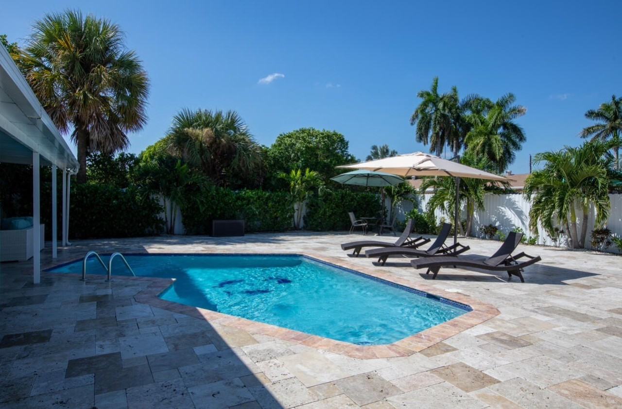 1853 S Florida Mango Rd - Photo 4 of 48